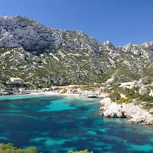 https://appartement-spacieux-et-lumineux-calanques-sormiou.fr-provencehotel.com